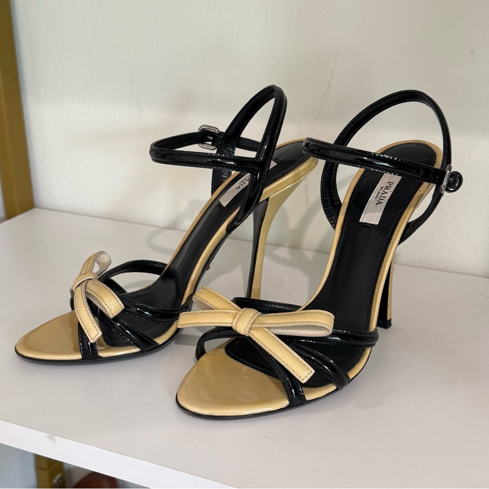 Prada Strappy Heeled sandals with bows